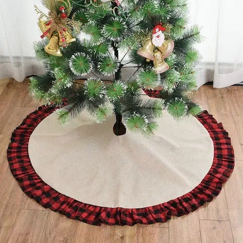 Christmas Tree Skirt | Christmas Red Truck | Embroidery | Merry Christmas tree skirt | You Design and Personalize | Matelassé